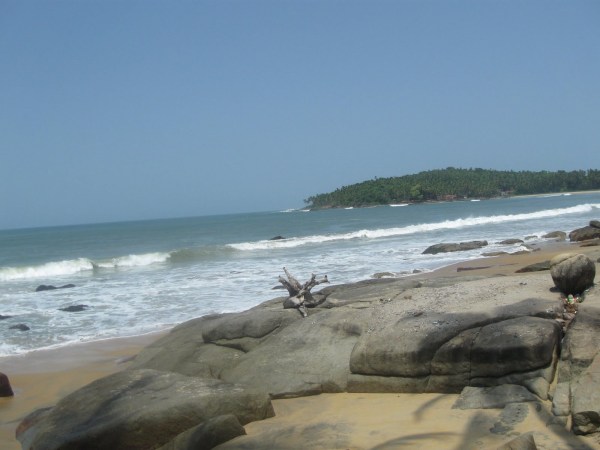 ezhimala beach kannur